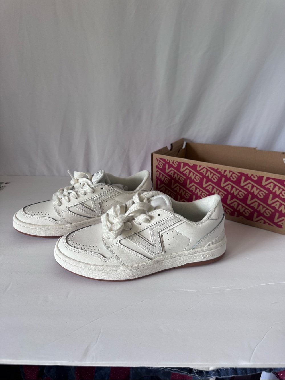 Vans White Leather Low Sneakers with Subtle Perforation 6 Women